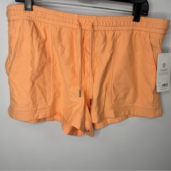 Athleta FARALLON SHORT NWT - Picture 4 of 12